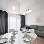 Rentplanet - Marina Apartamento